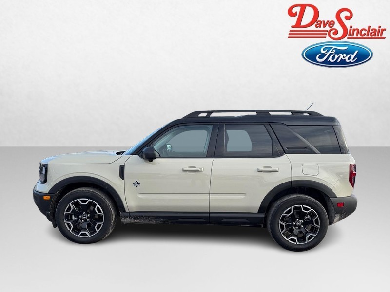 Ford Bronco Sport Vehicle Full-screen Gallery Image 10
