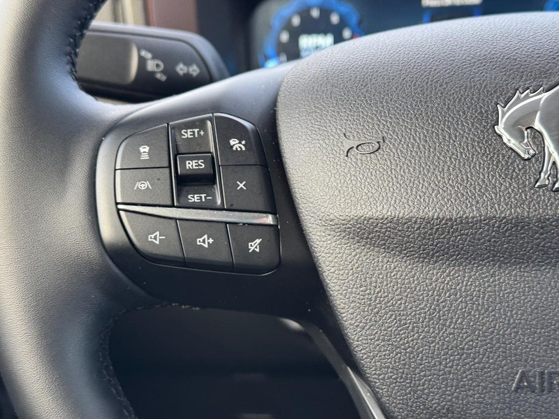 Ford Bronco Sport Vehicle Full-screen Gallery Image 20