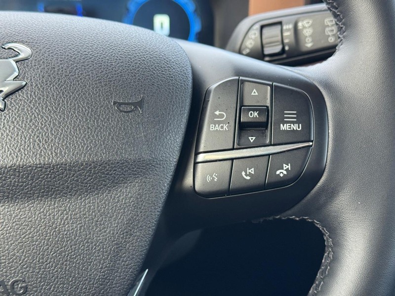 Ford Bronco Sport Vehicle Full-screen Gallery Image 21