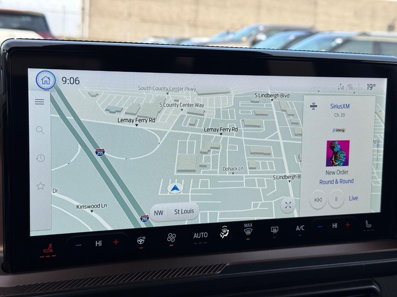 Ford Bronco Sport Vehicle Full-screen Gallery Image 22