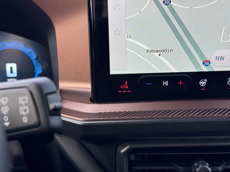 Ford Bronco Sport Vehicle Full-screen Gallery Image 23