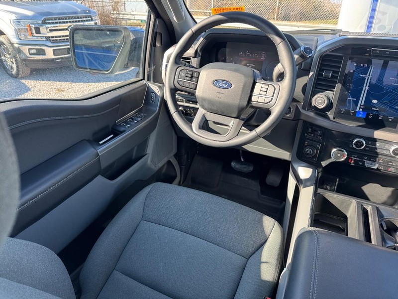 Ford F-150 Vehicle Image 13