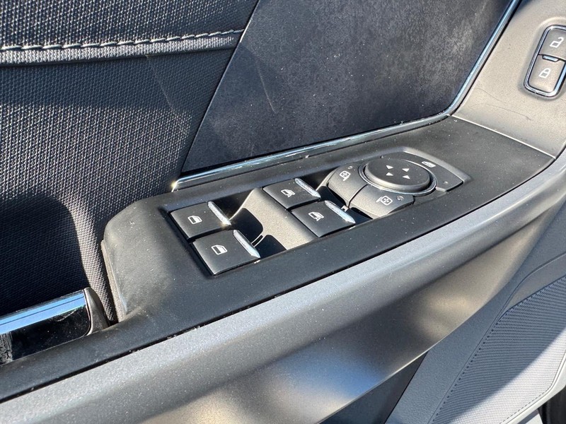 Ford F-150 Vehicle Image 17