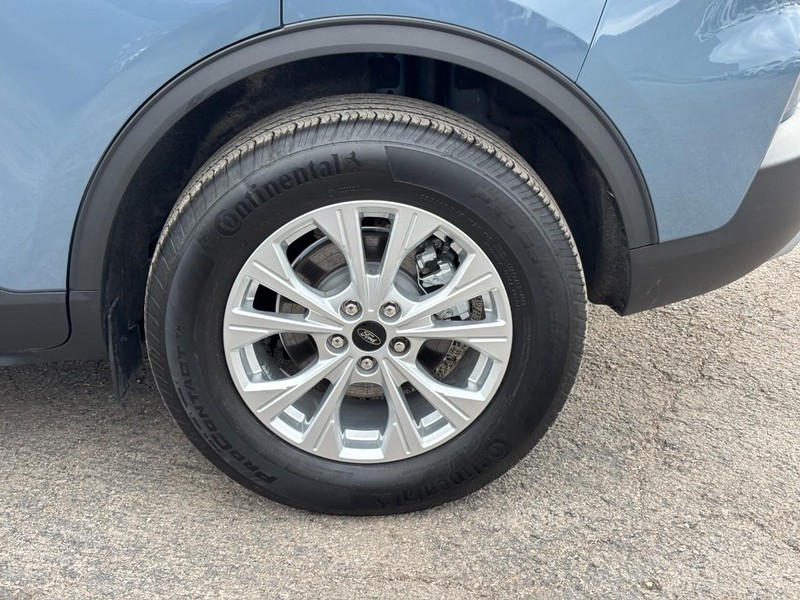 Ford Escape Vehicle Image 11