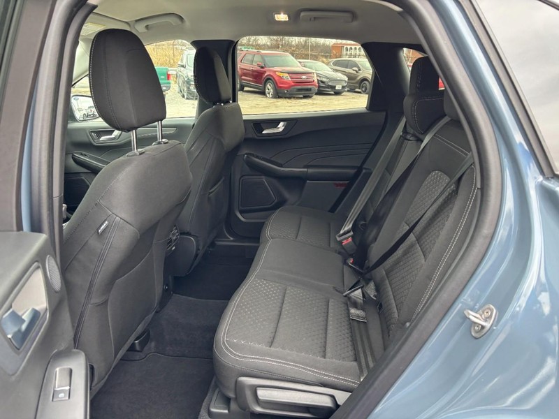Ford Escape Vehicle Image 12