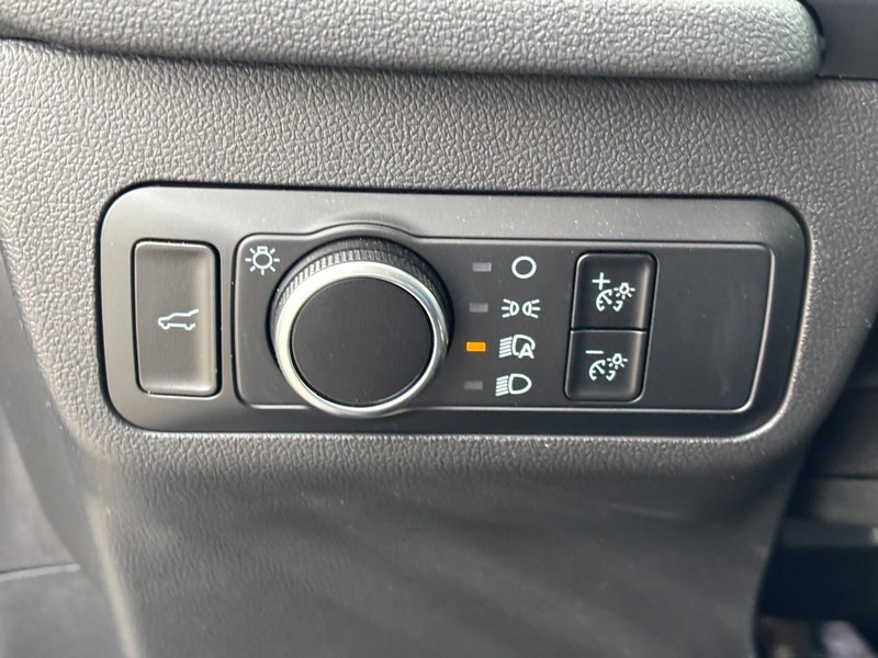 Ford Escape Vehicle Image 18