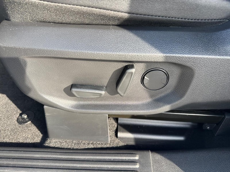 Ford Ranger Vehicle Image 16