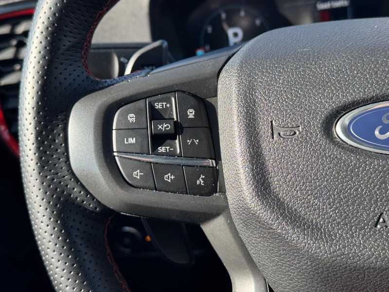 Ford Ranger Vehicle Full-screen Gallery Image 20