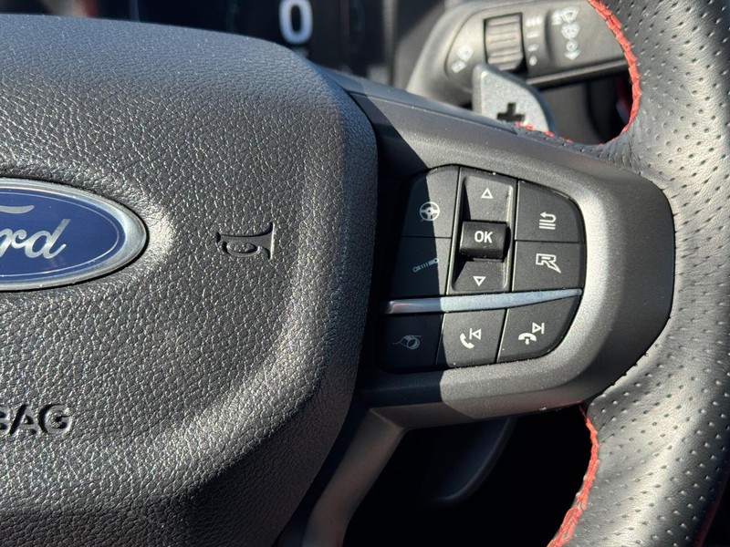 Ford Ranger Vehicle Full-screen Gallery Image 21