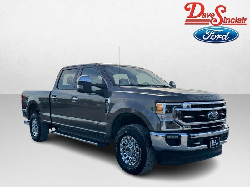 Ford Super Duty F-350 SRW Vehicle Image 04