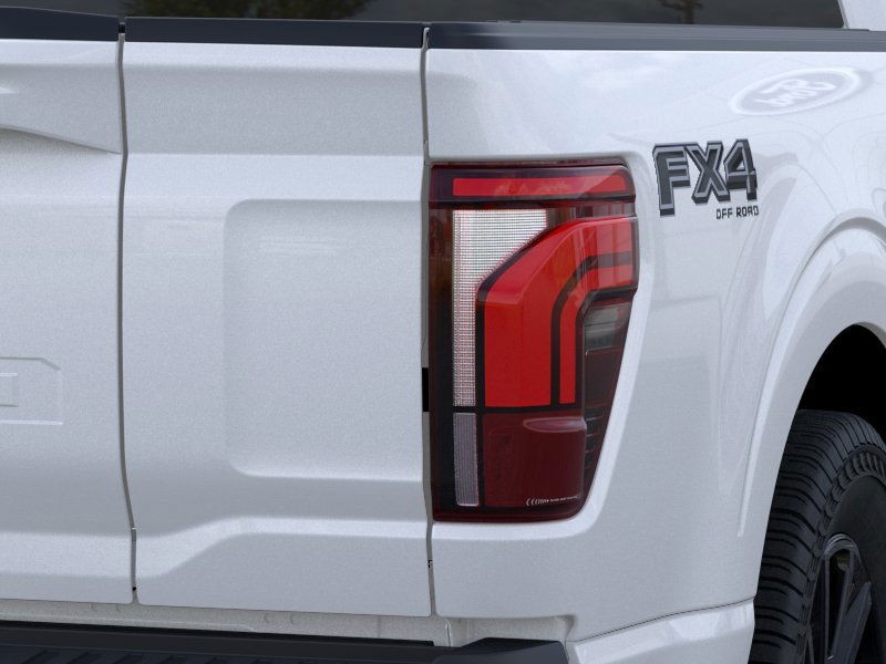 Ford F-150 Vehicle Full-screen Gallery Image 23