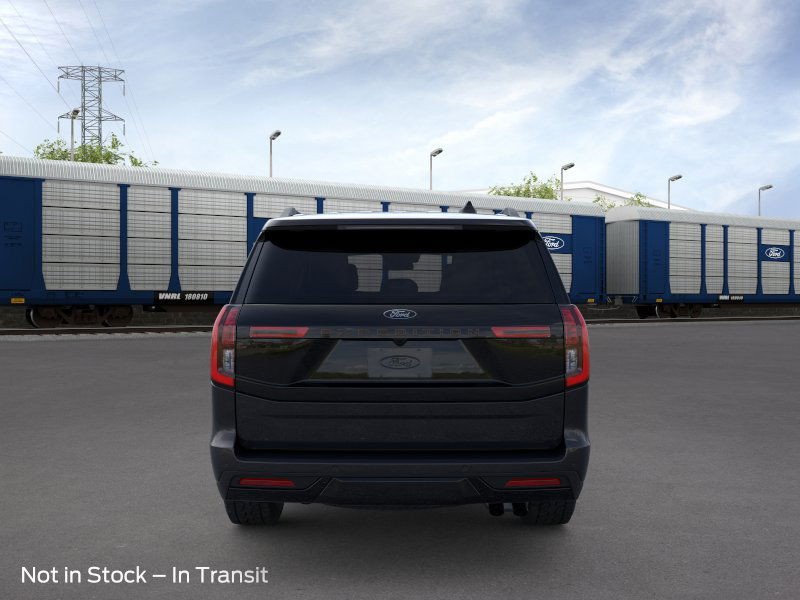 Ford Expedition Vehicle Full-screen Gallery Image 07