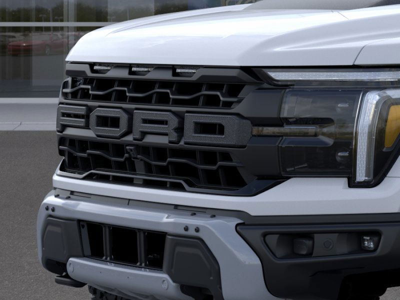 Ford F-150 Vehicle Full-screen Gallery Image 19