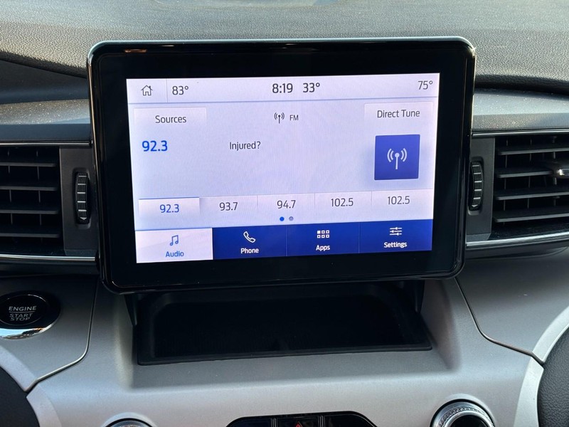 Ford Explorer Vehicle Image 24