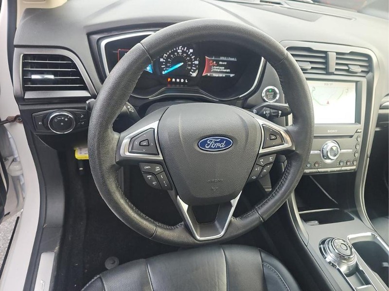 Ford Fusion Plug-In Hybrid Vehicle Image 05