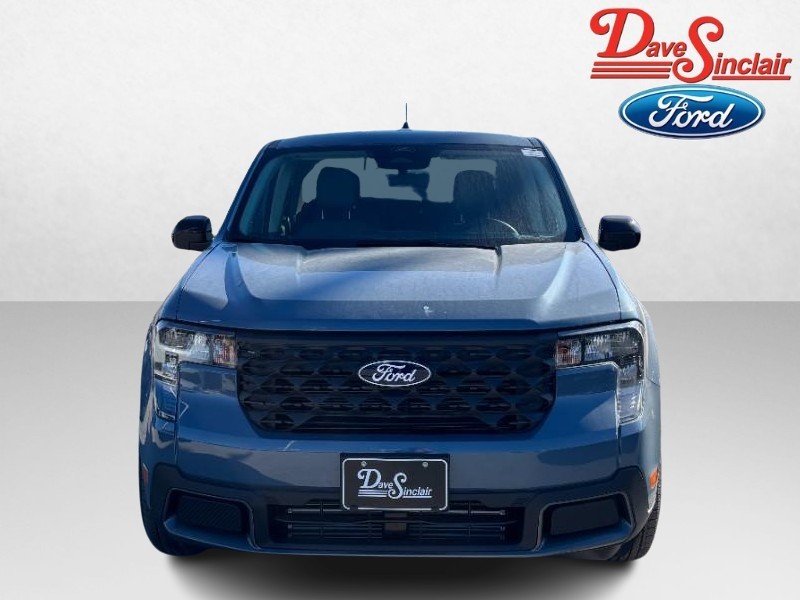 Ford Maverick Vehicle Full-screen Gallery Image 02