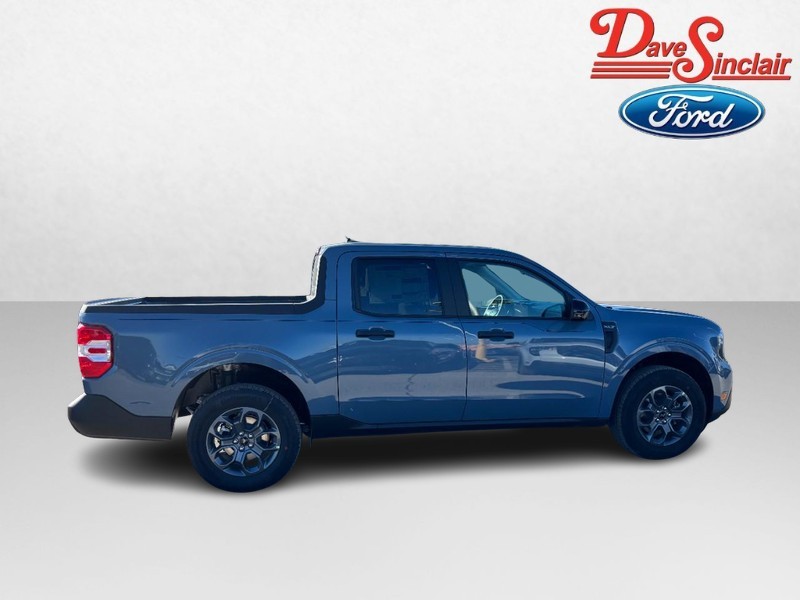 Ford Maverick Vehicle Full-screen Gallery Image 05