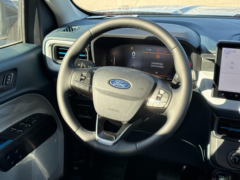 Ford Maverick Vehicle Full-screen Gallery Image 14