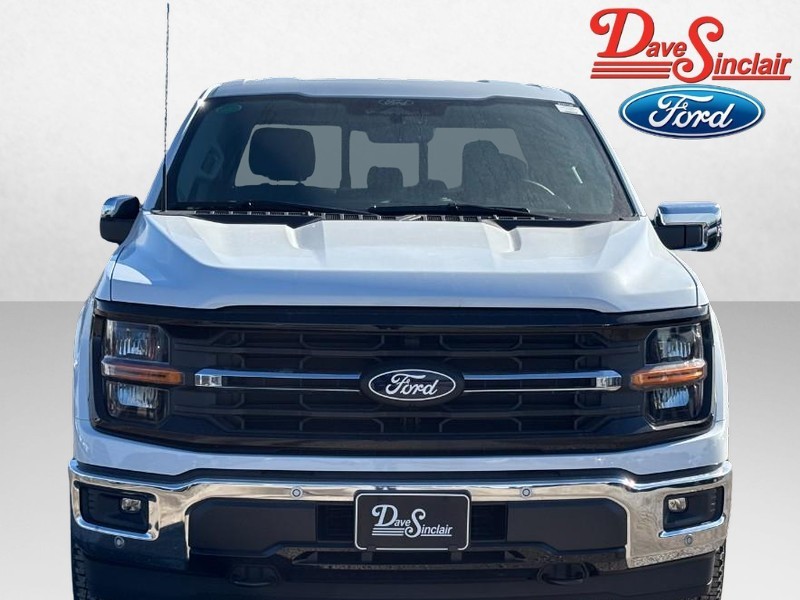 Ford F-150 Vehicle Full-screen Gallery Image 02