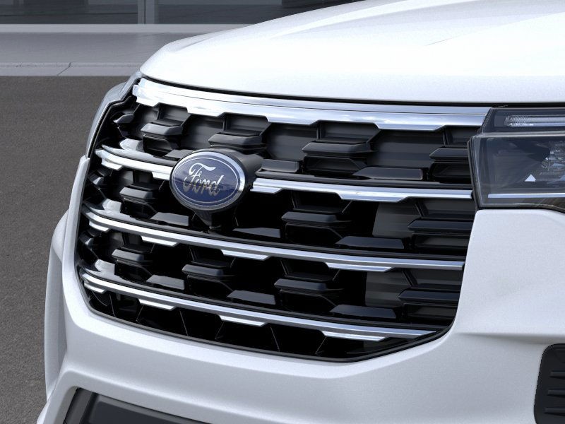 Ford Explorer Vehicle Image 19