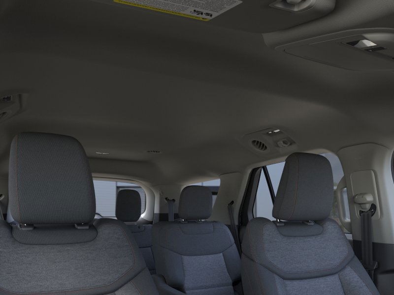 Ford Explorer Vehicle Image 24
