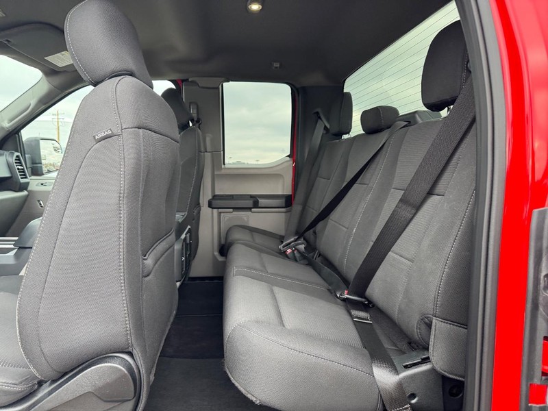 Ford F-150 Vehicle Image 12