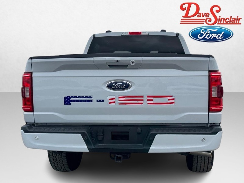 Ford F-150 Vehicle Full-screen Gallery Image 08