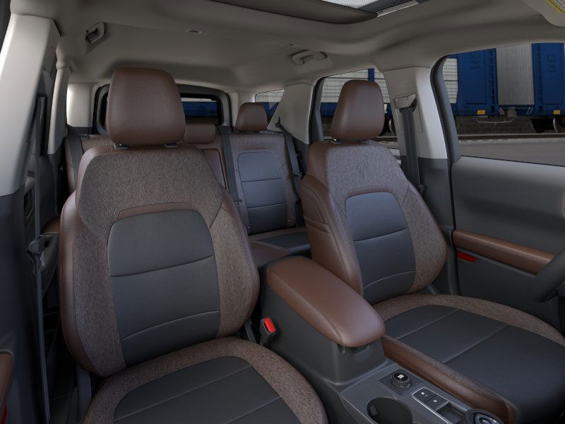 Ford Bronco Sport Vehicle Full-screen Gallery Image 12