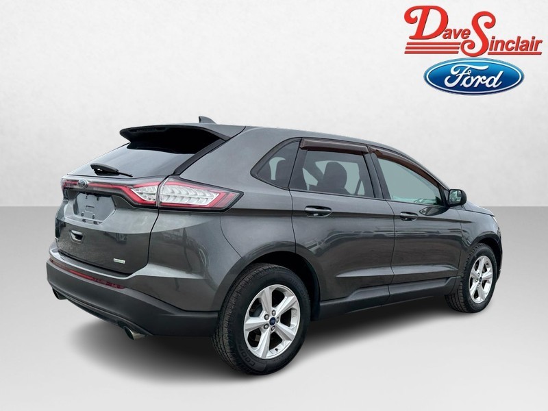 Ford Edge Vehicle Full-screen Gallery Image 07