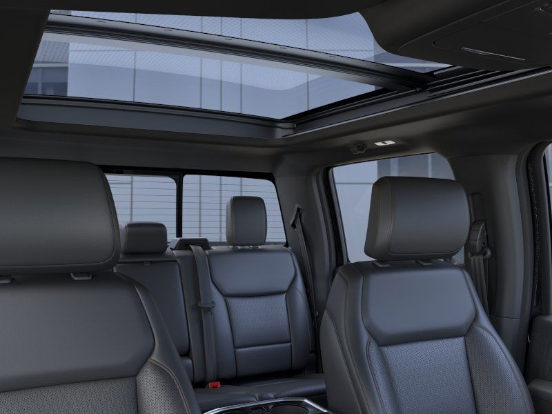 Ford F-150 Vehicle Full-screen Gallery Image 24