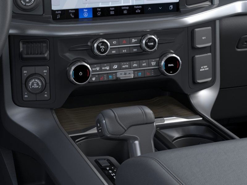Ford F-150 Vehicle Full-screen Gallery Image 17