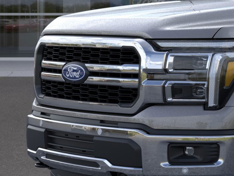 Ford F-150 Vehicle Full-screen Gallery Image 19