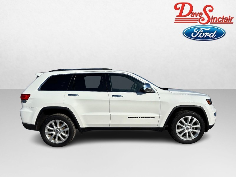 Jeep Grand Cherokee Vehicle Full-screen Gallery Image 05