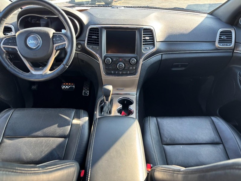 Jeep Grand Cherokee Vehicle Full-screen Gallery Image 14