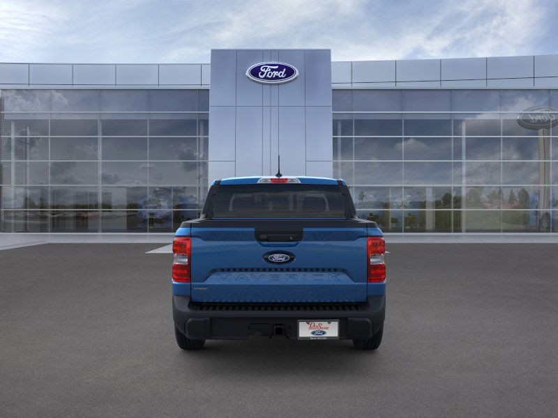 Ford Maverick Vehicle Image 07