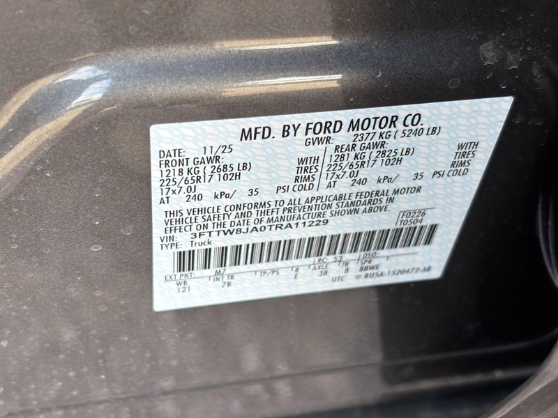 Ford Maverick Vehicle Full-screen Gallery Image 27