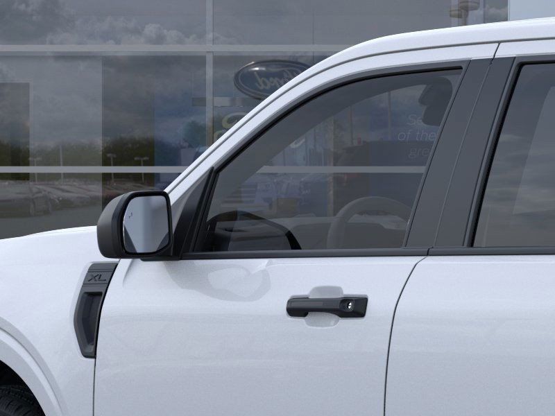 Ford Maverick Vehicle Image 23