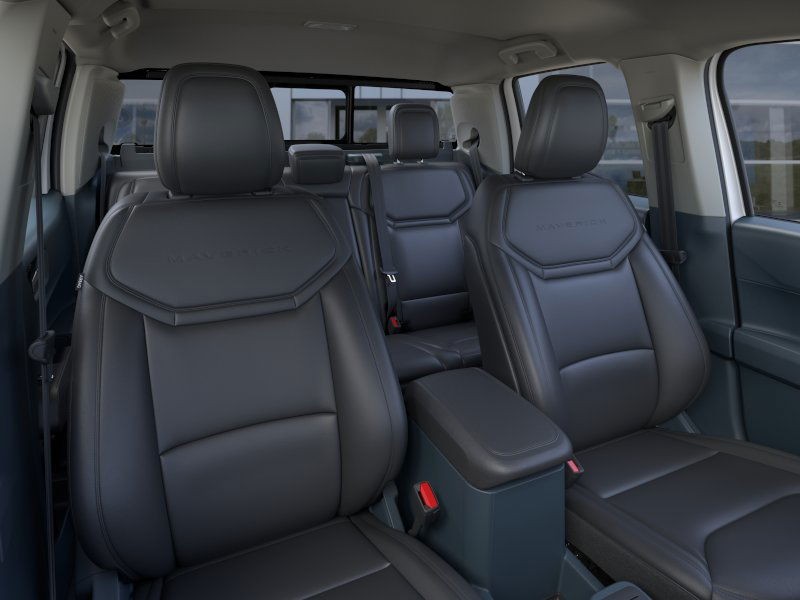 Ford Maverick Vehicle Image 12