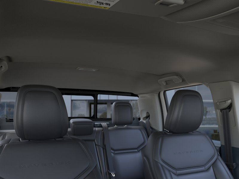 Ford Maverick Vehicle Image 14