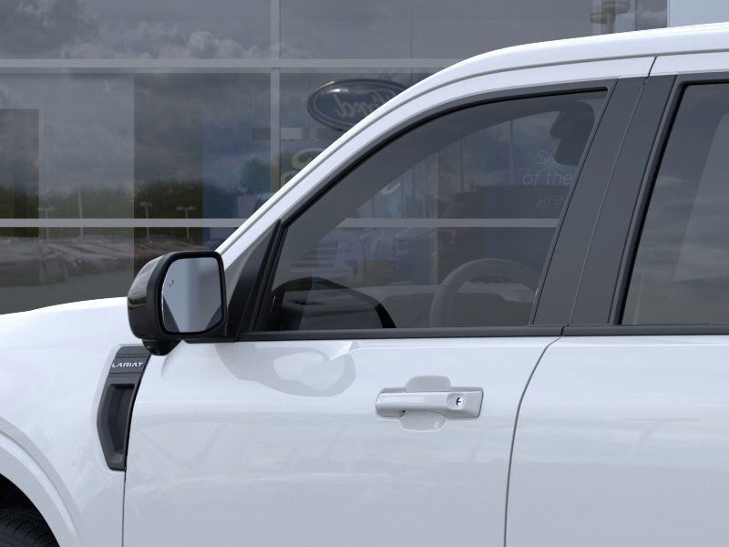 Ford Maverick Vehicle Image 23