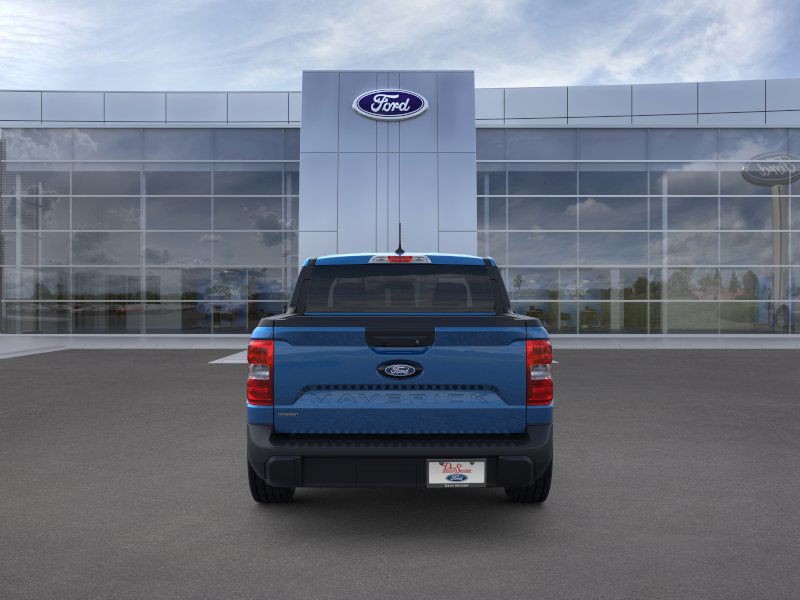 Ford Maverick Vehicle Image 07