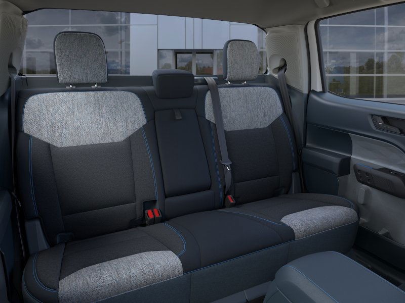 Ford Maverick Vehicle Image 13