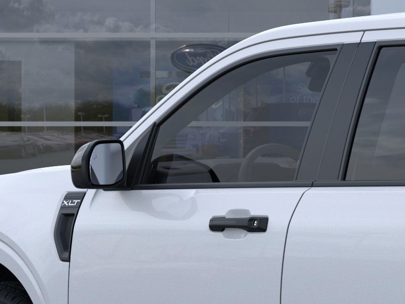 Ford Maverick Vehicle Image 23