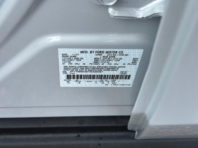 Ford Maverick Vehicle Full-screen Gallery Image 27