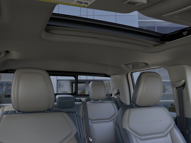 Ford Maverick Vehicle Image 14