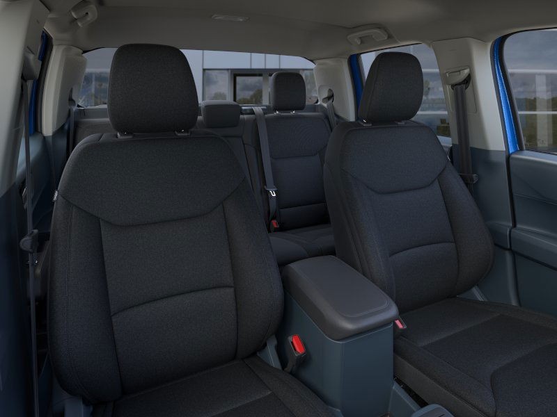 Ford Maverick Vehicle Image 12