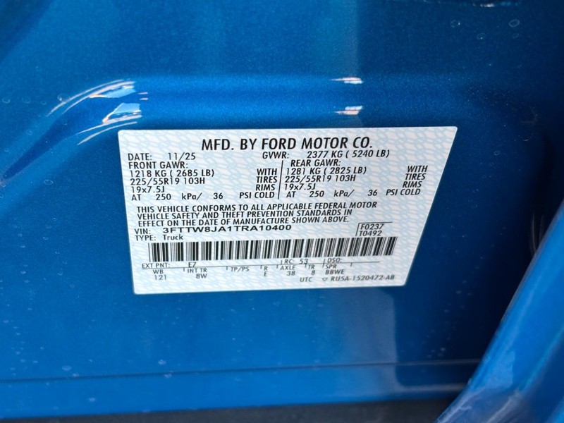 Ford Maverick Vehicle Full-screen Gallery Image 28