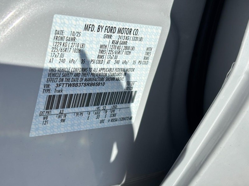 Ford Maverick Vehicle Image 28