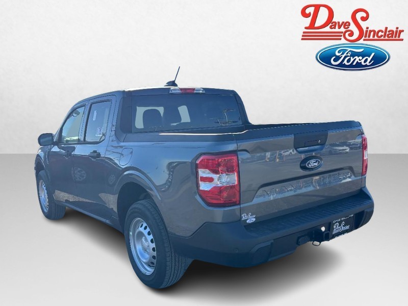 Ford Maverick Vehicle Image 09