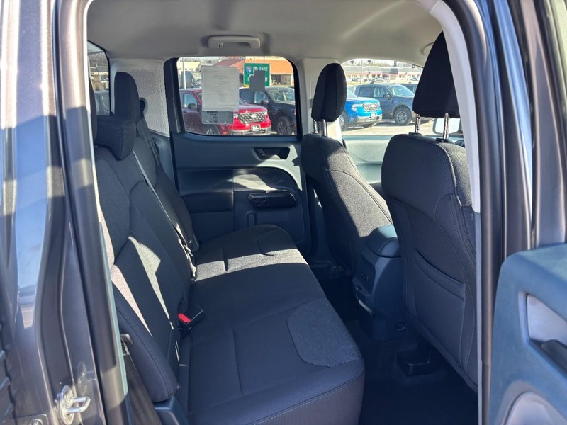 Ford Maverick Vehicle Image 13